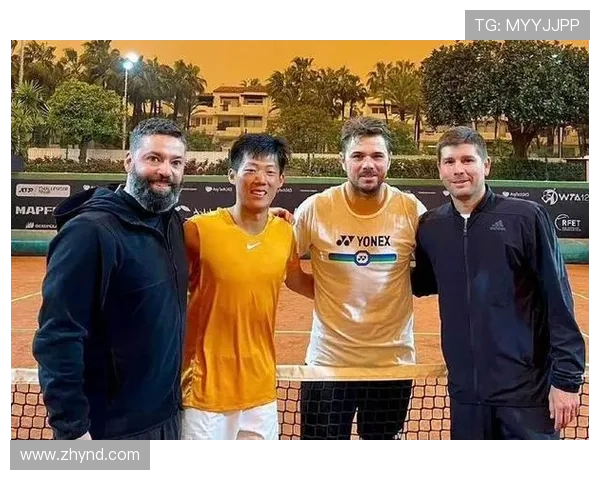 重庆网球队展现卓越团队协作精神助力大满贯赛事精彩纷呈 重庆网球队展现卓越团队协作精神助力大满贯赛事精彩纷呈